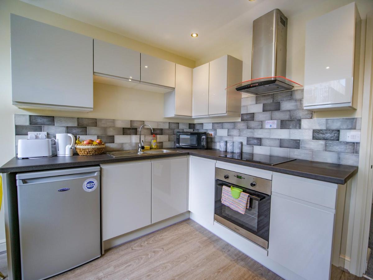 Spacesavers At Figtree Lane Sheffield Extérieur photo