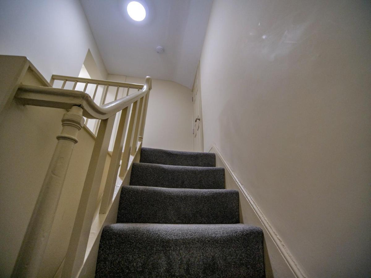 Spacesavers At Figtree Lane Sheffield Extérieur photo
